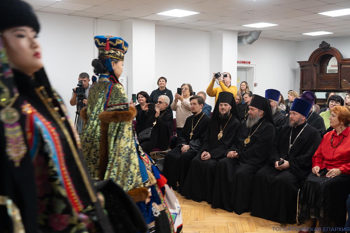 Делегация из Калмыкии посетила Тольятти по случаю 300-летия крещения первых калмыков, для которых был основан Волжский Ставрополь Делегация из Калмыкии посетила Тольятти по случаю 300-летия крещения первых калмыков, для которых был основан Волжский Ставрополь