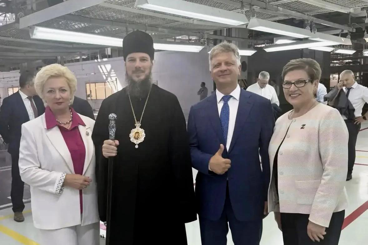 Управляющий Тольяттинской Епархией принял участие в торжественных мероприятиях, посвящённых 60-летию АВТОВАЗа Управляющий Тольяттинской Епархией принял участие в торжественных мероприятиях, посвящённых 60-летию АВТОВАЗа