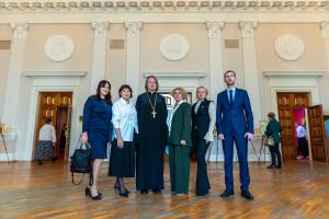 В Жигулёвске поздравили педагогов с Днём учителя