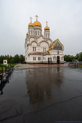 Канун Недели 10-й по Пятидесятнице, памяти великомученика и целителя Пантелеимона