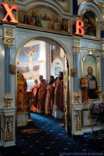 Память обновления храма Воскресения Христова в Иерусалиме
