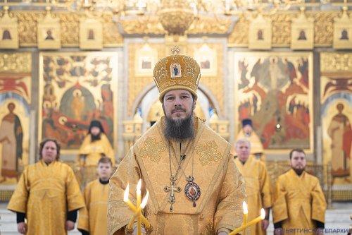 Неделя 20-я по Пятидесятнице: архиерейское богослужение в кафедральном соборе Тольятти и архипастырская проповедь о Слове Божьем и свободной воле человека