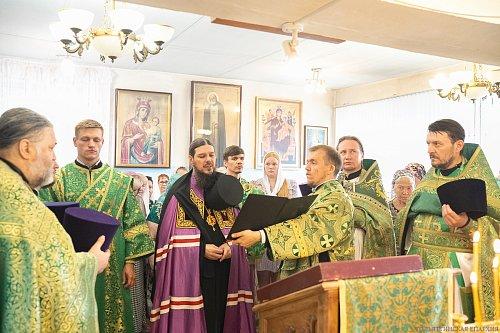 В день памяти преподобного Сергия Радонежского епископ Нестор совершил Литургию в Казанском храме микрорайона Яблоневый овраг Жигулёвска