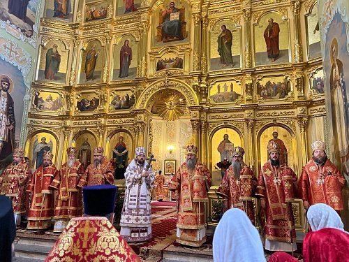 Епископ Нестор принял участие в праздновании Собора Саратовских святых