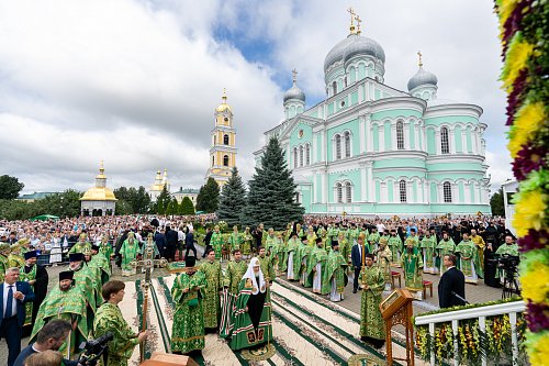 Молодёжь Тольяттинской Епархии приняла участие в Дивеевских торжествах