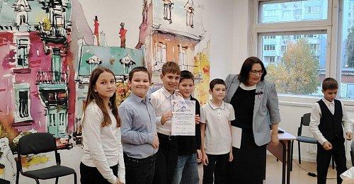 В образовательном центре «Галактика» в рамках VII Рождественских чтений Тольяттинской Епархии прошёл командный интеллектуальный квиз для учащихся начальной школы «Здравия желаем!»
