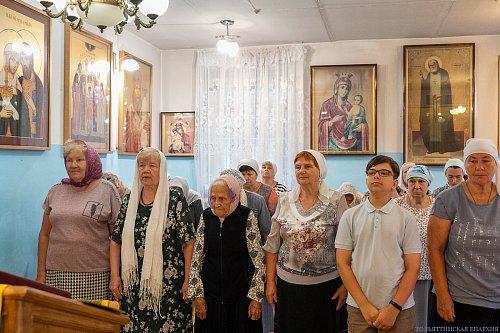 В день памяти преподобного Сергия Радонежского епископ Нестор совершил Литургию в Казанском храме микрорайона Яблоневый овраг Жигулёвска