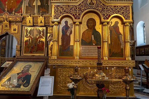 В год 60-летия АО «АВТОВАЗ» в Преображенском кафедральном соборе Тольятти почтили память сотрудников предприятия, отдавших жизнь за веру и Отечество