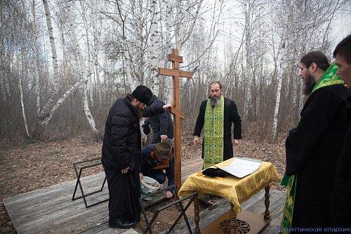 Епископ Нестор освятил место под строительство храма во имя Александра Невского