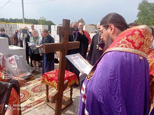 Правящий архиерей Тольяттинской епархии совершил чин освящения закладного камня в основание строящегося храма во имя блаженной Матроны Московской