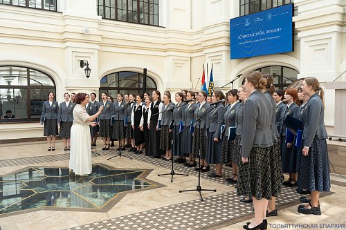 Делегация Тольяттинской Епархии приняла участие в пленарном заседании конференции, посвящённой 175-летию Самарской Епархии