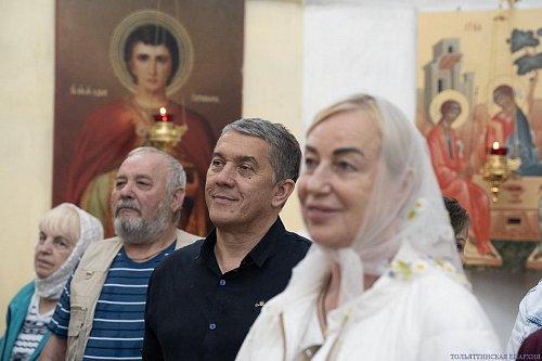 В Неделю 4-ю по Пасхе епископ Нестор совершил Литургию в Никольском храме с. Солнечная Поляна
