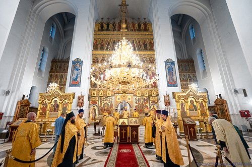 Канун Недели 10-й по Пятидесятнице, памяти великомученика и целителя Пантелеимона