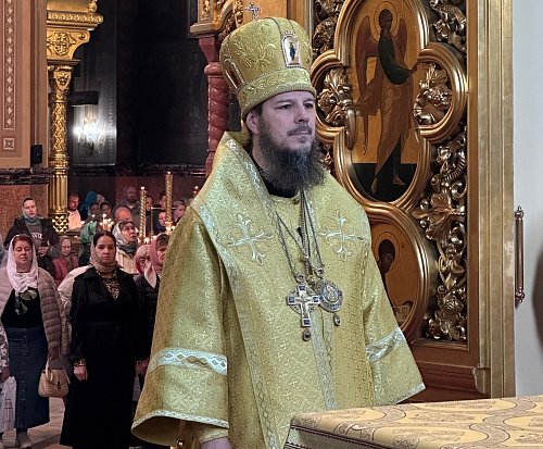 Епископ Нестор совершил Литургию и панихиду в Николо-Угрешском ставропигиальном монастыре в годовщину кончины митрополита Вениамина (Зарицкого)
