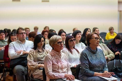 В школе № 93 прошла секция «Школа – пространство формирования нравственных ориентиров» VII епархиальных Рождественских образовательных чтений 