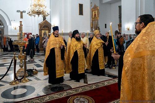 В канун Недели 26-й по Пятидесятнице епископ Нестор совершил всенощное бдение