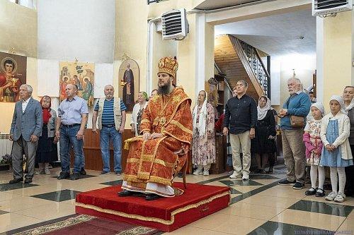 В Неделю 4-ю по Пасхе епископ Нестор совершил Литургию в Никольском храме с. Солнечная Поляна