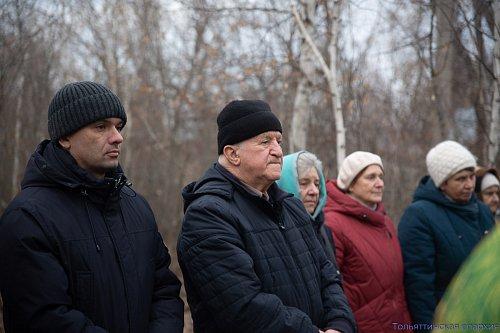 Епископ Нестор освятил место под строительство храма во имя Александра Невского