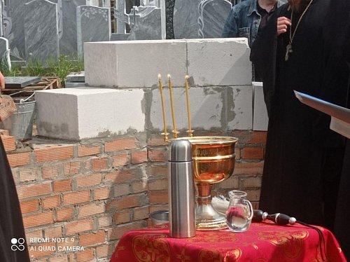 Правящий архиерей Тольяттинской епархии совершил чин освящения закладного камня в основание строящегося храма во имя блаженной Матроны Московской