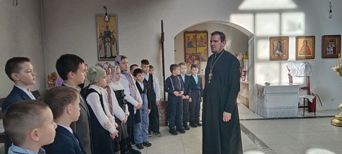 Встреча со школьниками в Георгиевском храме Тольятти к Масленице