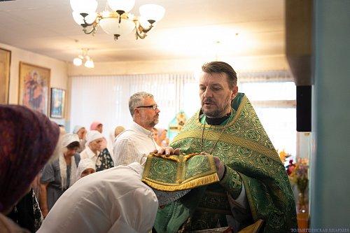 В день памяти преподобного Сергия Радонежского епископ Нестор совершил Литургию в Казанском храме микрорайона Яблоневый овраг Жигулёвска