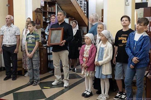 В Неделю 4-ю по Пасхе епископ Нестор совершил Литургию в Никольском храме с. Солнечная Поляна