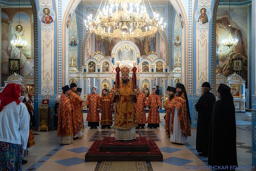 Память обновления храма Воскресения Христова в Иерусалиме