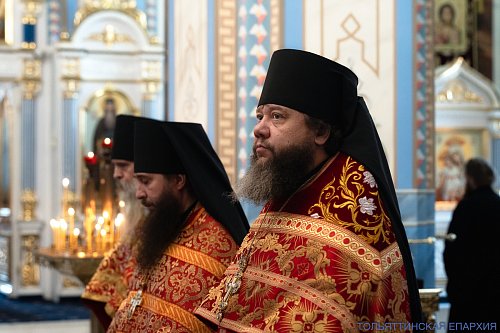 Память обновления храма Воскресения Христова в Иерусалиме