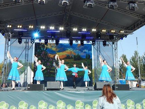 Областной фестиваль «Русская берёзка» в Тольятти: участие воспитанников детского епархиального образовательного центра, действующего при Покровском храме 