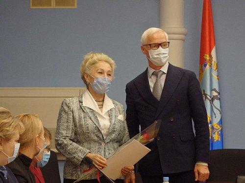Глава города Тольятти вручил награды воспитанникам детского епархиального образовательного центра за победу в областном конкурсе