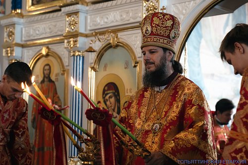 Память обновления храма Воскресения Христова в Иерусалиме