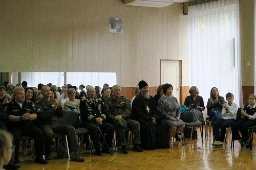 Священники приняли участие в патриотическом празднике школы №58