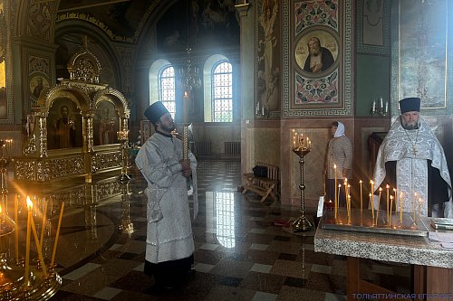В храме села Новая Бинарадка совершена панихида по погибшим участникам Специальной военной операции