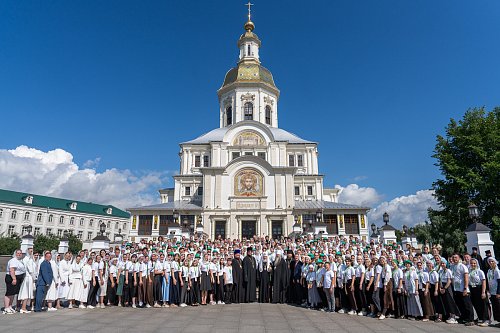 Молодёжь Тольяттинской Епархии приняла участие в Дивеевских торжествах