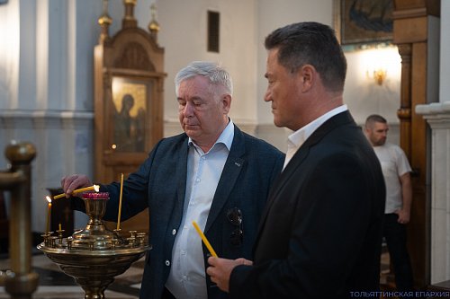 В год 60-летия АО «АВТОВАЗ» в Преображенском кафедральном соборе Тольятти почтили память сотрудников предприятия, отдавших жизнь за веру и Отечество