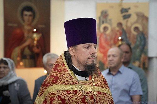 В Неделю 4-ю по Пасхе епископ Нестор совершил Литургию в Никольском храме с. Солнечная Поляна