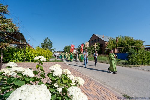Тольяттинская Епархия присоединилась ко Всероссийскому параду семьи