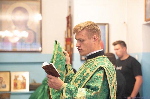 В день памяти преподобного Сергия Радонежского епископ Нестор совершил Литургию в Казанском храме микрорайона Яблоневый овраг Жигулёвска