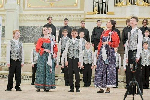 Тольяттинская епархия выступила одним из организаторов участия тольяттинского хора во Всероссийском конкурсе в Санкт-Петербурге