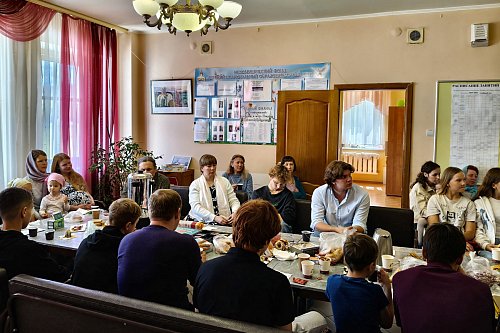 Председатель епархиального отдела по работе с молодёжью провёл беседу, посвящённую Дню молодёжи