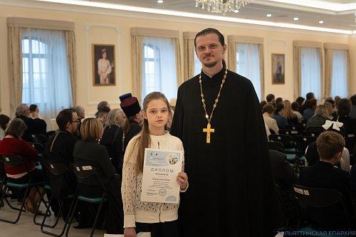 В Тольятти прошло пленарное заседание VII Рождественских образовательных чтений Тольяттинской Епархии «Просвещение и нравственность: формирование личности и вызовы времени»