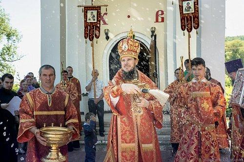 В Неделю 4-ю по Пасхе епископ Нестор совершил Литургию в Никольском храме с. Солнечная Поляна