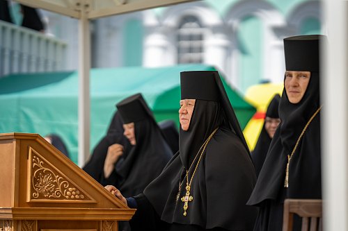 Молодёжь Тольяттинской Епархии приняла участие в Дивеевских торжествах