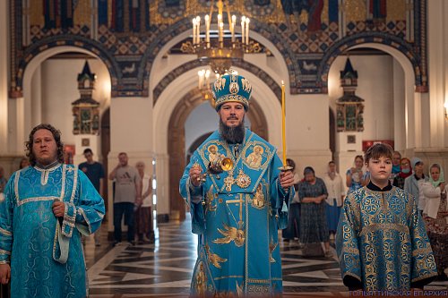 Канун праздника Казанской иконы Божией Матери
