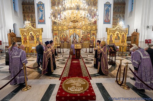 Канун Недели 18-й по Пятидесятнице, памяти святителя Димитрия Ростовского