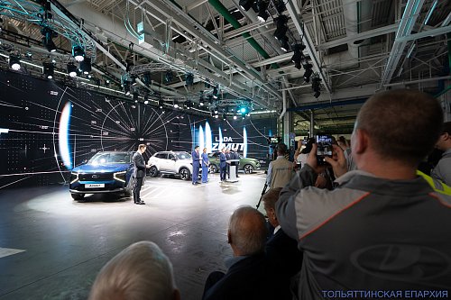 Запуск LADA Azimut и открытие памятного барельефа: епископ Нестор принял участие в торжественных мероприятиях АВТОВАЗа в преддверии Дня машиностроителя