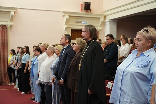 Благочинный Жигулёвского округа принял участие в Августовской конференции педагогов
