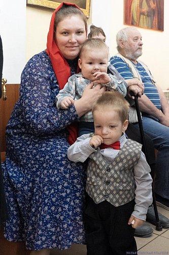 В Неделю 4-ю по Пасхе епископ Нестор совершил Литургию в Никольском храме с. Солнечная Поляна