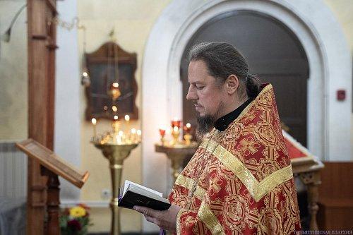 В Неделю 4-ю по Пасхе епископ Нестор совершил Литургию в Никольском храме с. Солнечная Поляна