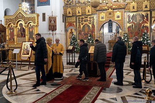 Канун Недели 28-й по Пятидесятнице: архиерейское богослужение в кафедральном соборе Тольятти 
